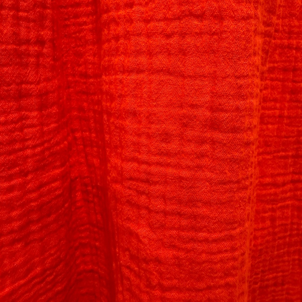 Universal Thread Bright Red V-Neck Top - Picture 5 of 9
